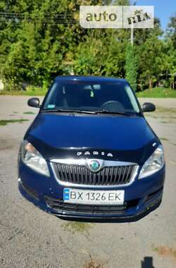 Хэтчбек Skoda Fabia 2011 в Хмельницком