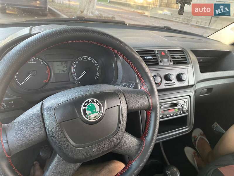 Хетчбек Skoda Fabia 2009 в Голованівську