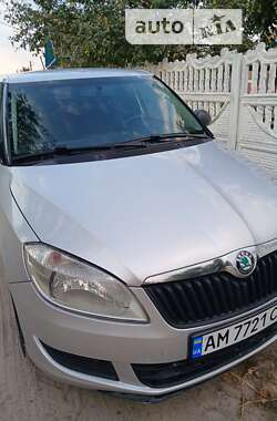 Хэтчбек Skoda Fabia 2012 в Барановке