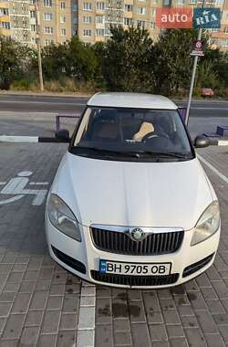 Хэтчбек Skoda Fabia 2009 в 