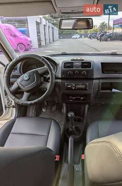 Хэтчбек Skoda Fabia 2009 в 