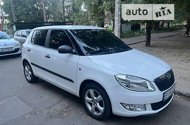 Хэтчбек Skoda Fabia 2011 в Хмельницком