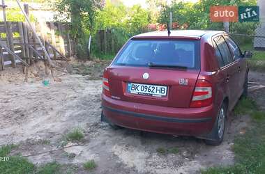 Хэтчбек Skoda Fabia 2006 в Костополе