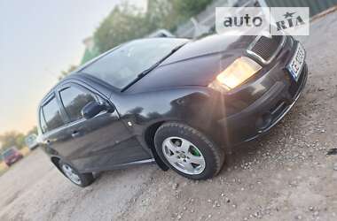 Хэтчбек Skoda Fabia 2006 в Черновцах