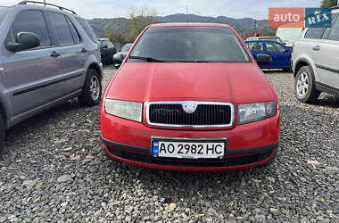 Хэтчбек Skoda Fabia 2003 в Хусте