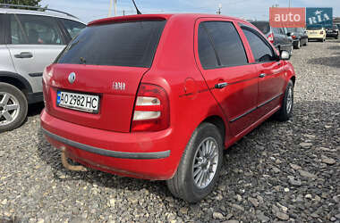 Хэтчбек Skoda Fabia 2003 в Хусте