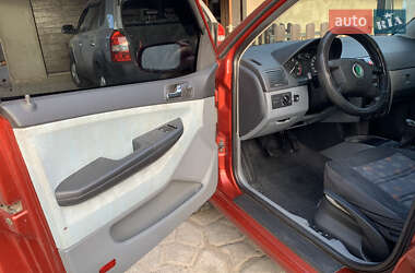 Хэтчбек Skoda Fabia 2001 в 