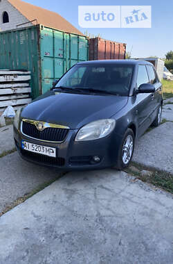 Хэтчбек Skoda Fabia 2007 в Киеве