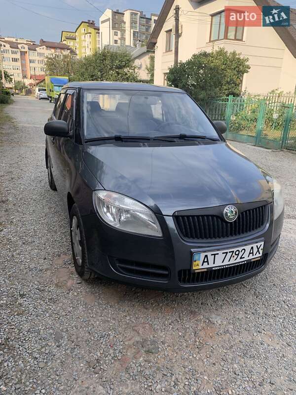 Хэтчбек Skoda Fabia 2007 в 