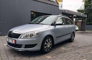 Хэтчбек Skoda Fabia 2011 в Ужгороде