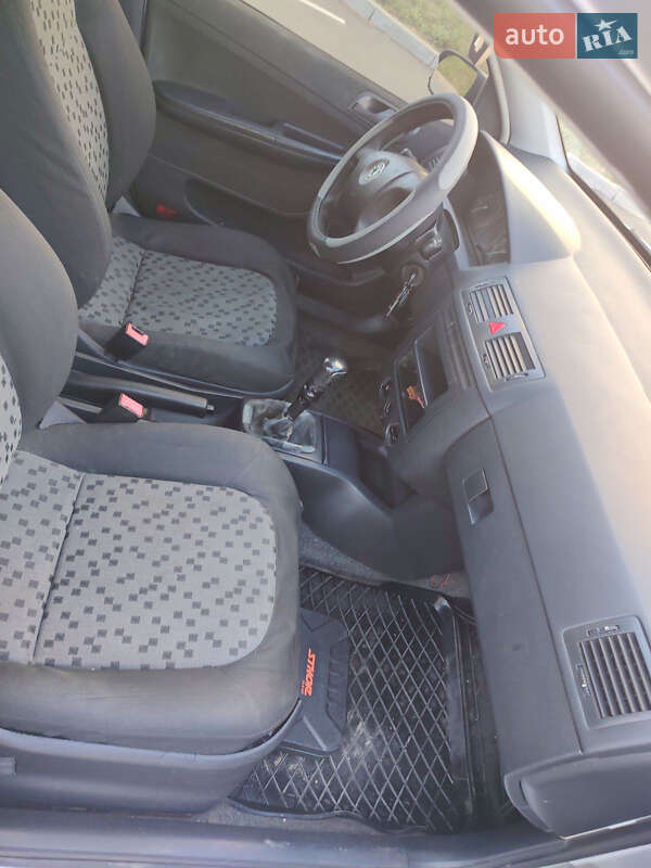 Хетчбек Skoda Fabia 2006 в Хмельницькому