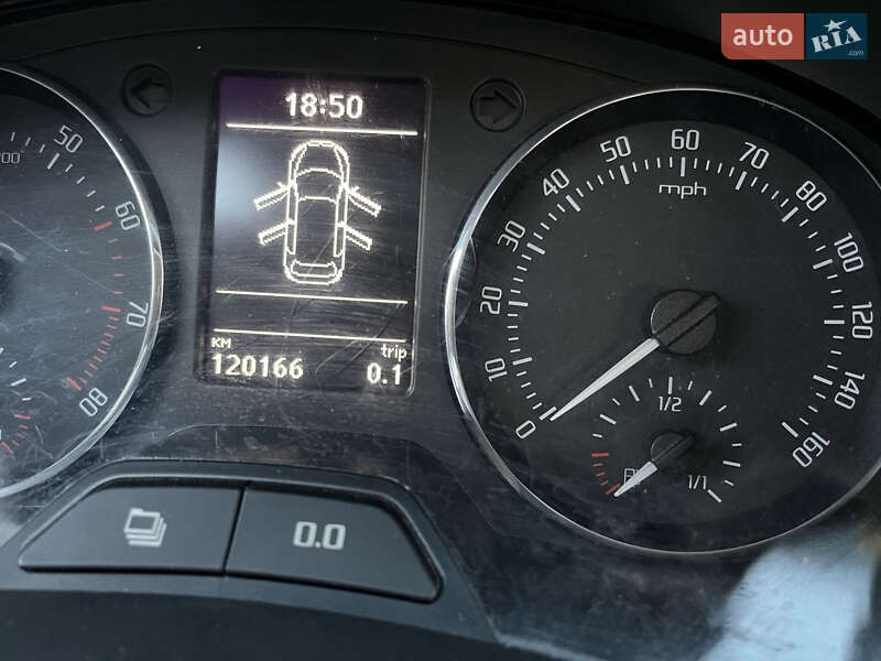 Хетчбек Skoda Fabia 2013 в Семенівці