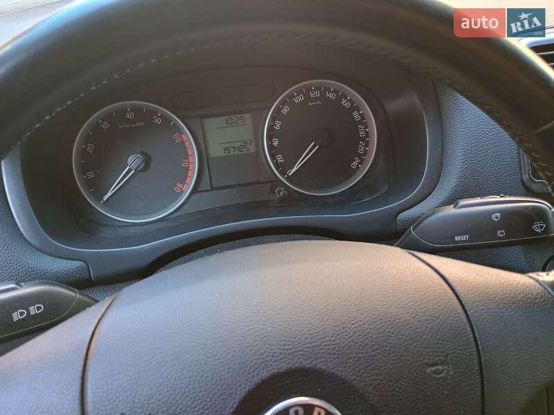 Универсал Skoda Fabia 2008 в Киеве