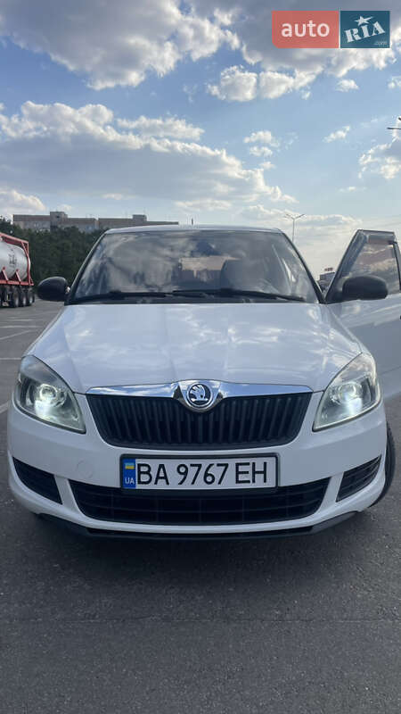 Хэтчбек Skoda Fabia 2014 в Кропивницком фото 13 Хэтчбек Skoda Fabia 2014 в Кропивницком