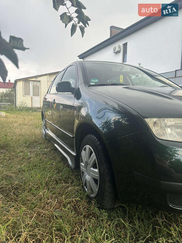 Хетчбек Skoda Fabia 2004 в Києві