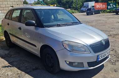 Універсал Skoda Fabia 2010 в Черкасах