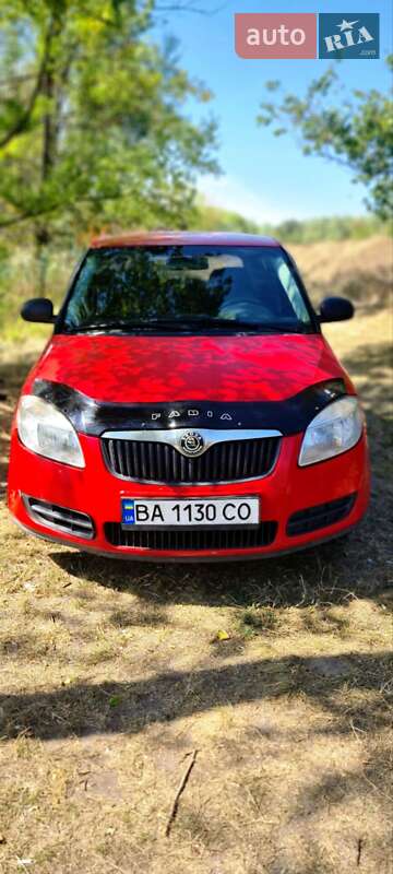 Хетчбек Skoda Fabia 2010 в П'ятихатках фото 2 Хетчбек Skoda Fabia 2010 в П'ятихатках