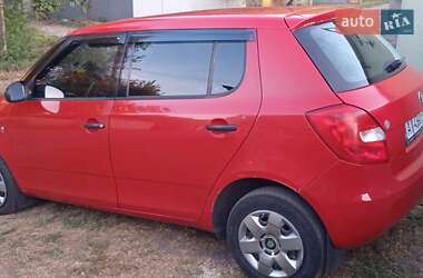 Хэтчбек Skoda Fabia 2007 в 