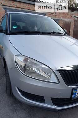 Универсал Skoda Fabia 2010 в Полтаве