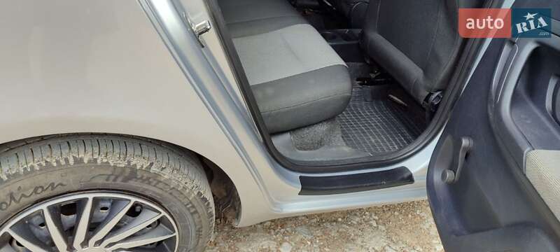 Универсал Skoda Fabia 2009 в Каменец-Подольском фото 26 Универсал Skoda Fabia 2009 в Каменец-Подольском