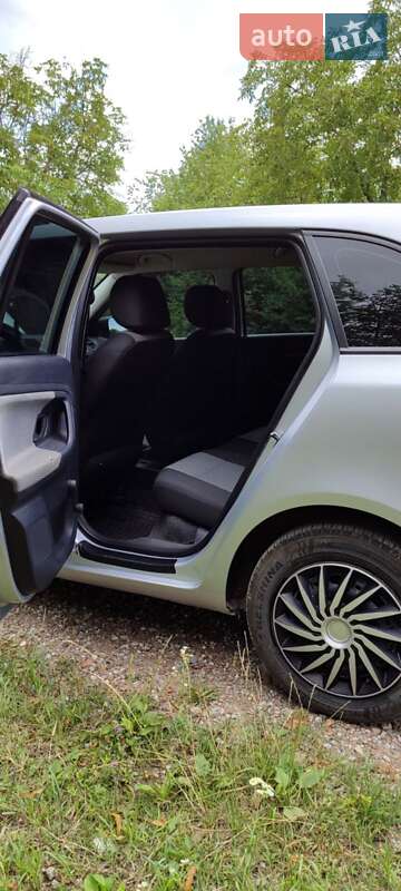 Универсал Skoda Fabia 2009 в Каменец-Подольском фото 33 Универсал Skoda Fabia 2009 в Каменец-Подольском