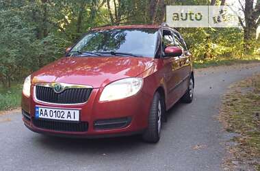 Універсал Skoda Fabia 2008 в Києві