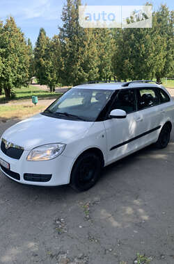 Універсал Skoda Fabia 2009 в Рівному