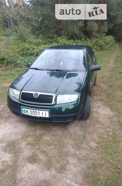 Хэтчбек Skoda Fabia 2002 в Ровно