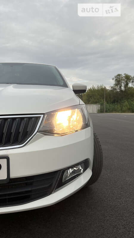 Универсал Skoda Fabia 2016 в Житомире