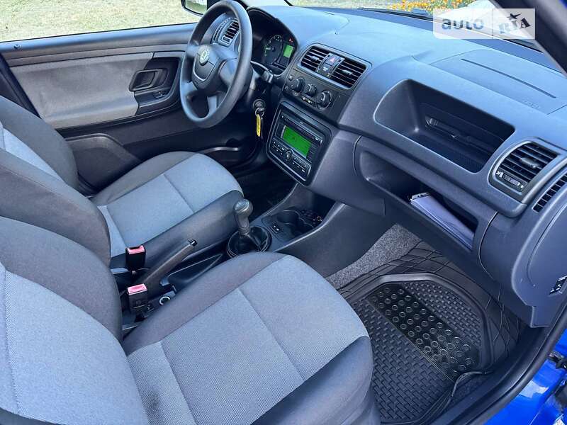 Универсал Skoda Fabia 2010 в Луцке фото 12 Универсал Skoda Fabia 2010 в Луцке
