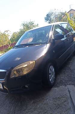 Хэтчбек Skoda Fabia 2007 в Львове