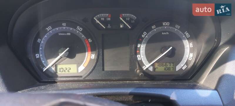 Хетчбек Skoda Fabia 2005 в Львові