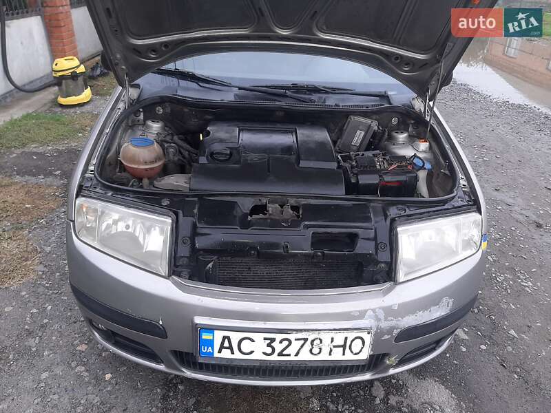 Седан Skoda Fabia 2007 в Луцьку
