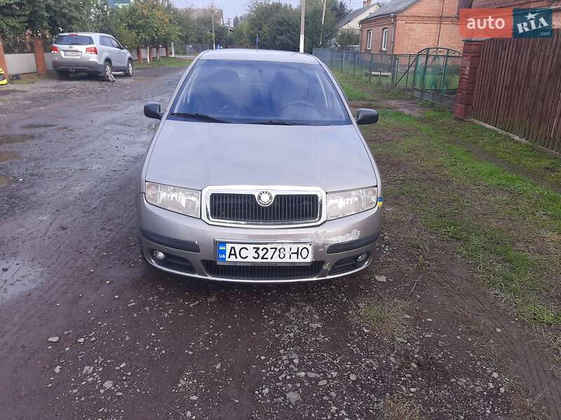 Седан Skoda Fabia 2007 в Луцьку