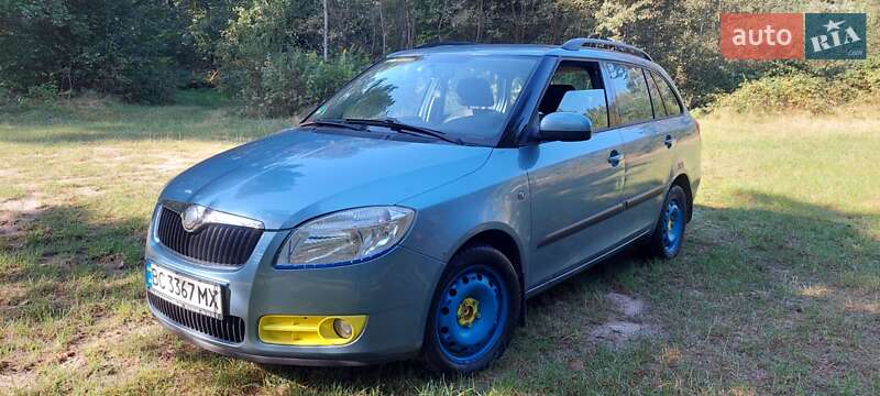 Універсал Skoda Fabia 2008 в Львові