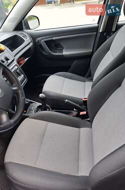 Хэтчбек Skoda Fabia 2009 в 