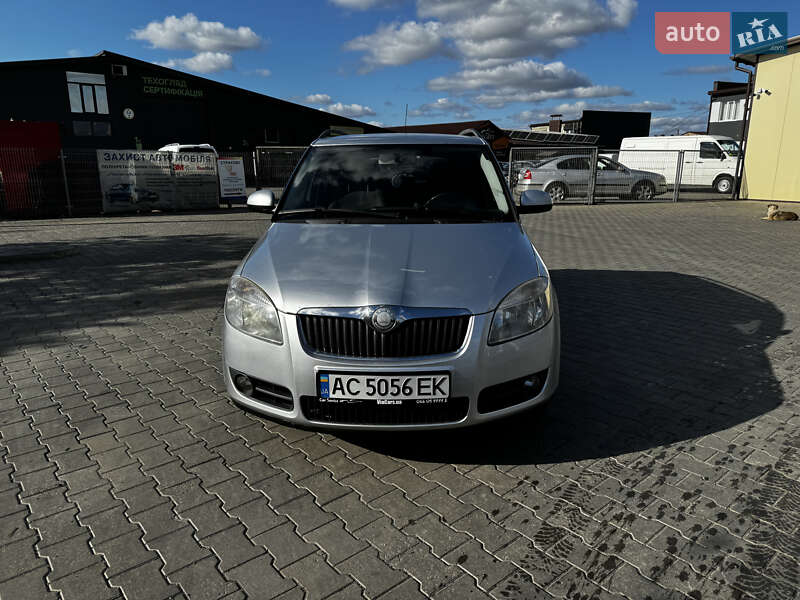 Універсал Skoda Fabia 2008 в Луцьку