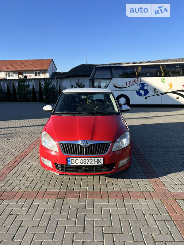 Хетчбек Skoda Fabia 2011 в Золочеві