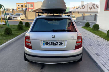 Хетчбек Skoda Fabia 2000 в Рівному