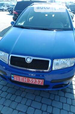 Універсал Skoda Fabia 2007 в Чернівцях