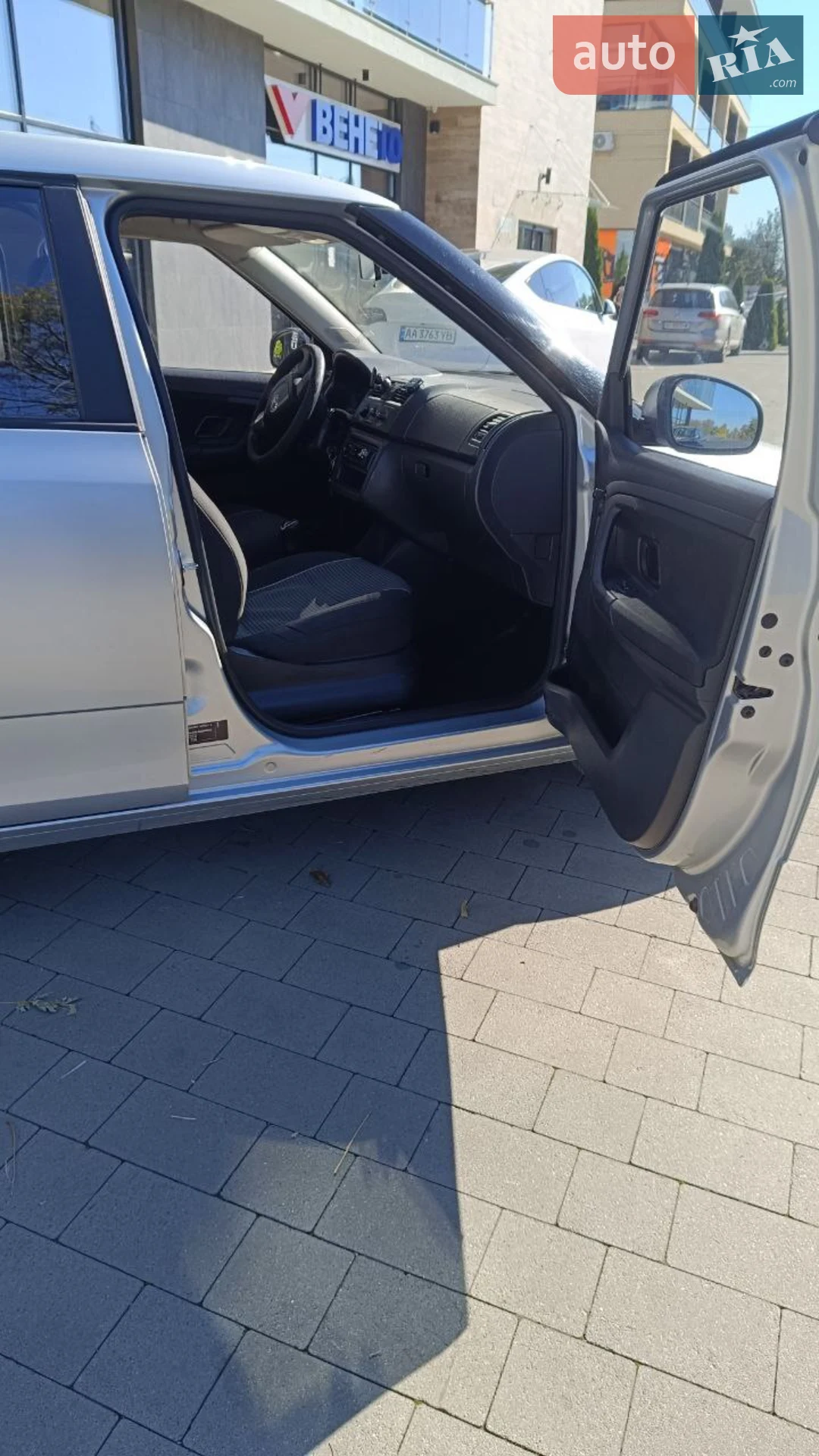 2012 Skoda Fabia - мініатюра 5