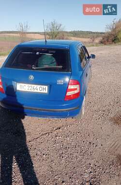 Хэтчбек Skoda Fabia 2004 в 