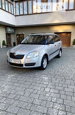 Універсал Skoda Fabia 2008 в Трускавці