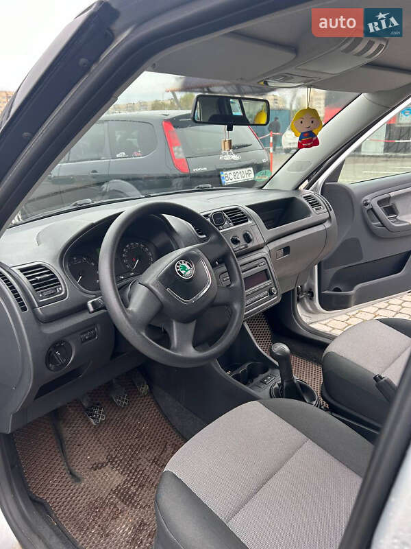 Хетчбек Skoda Fabia 2010 в Львові