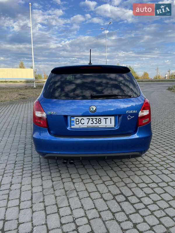 Универсал Skoda Fabia 2011 в Львове