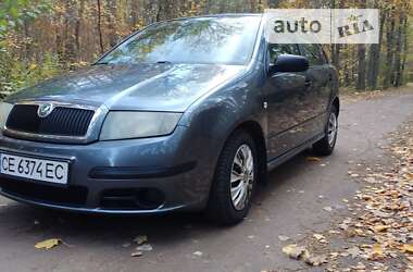 Хэтчбек Skoda Fabia 2005 в Черновцах