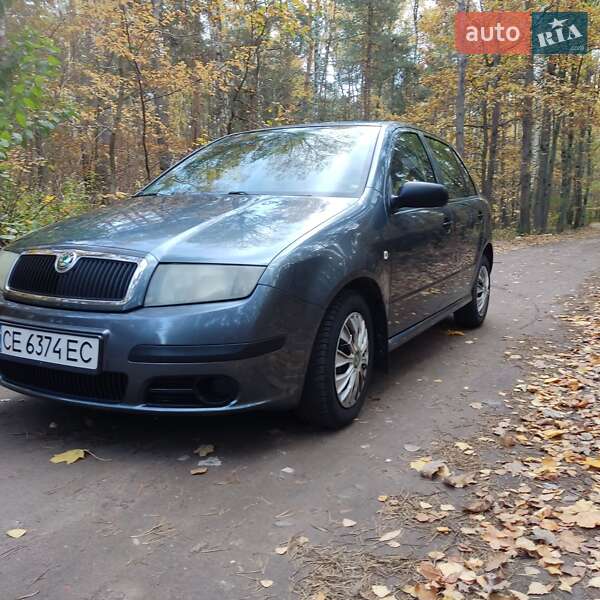 Хетчбек Skoda Fabia 2005 в Чернівцях