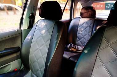 Универсал Skoda Fabia 2002 в 