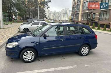 Універсал Skoda Fabia 2011 в Чернігові