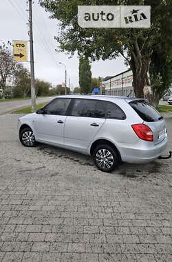 Універсал Skoda Fabia 2011 в Чемерівцях